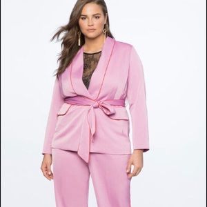 Piping Trimmed Blazer with belt suit set!